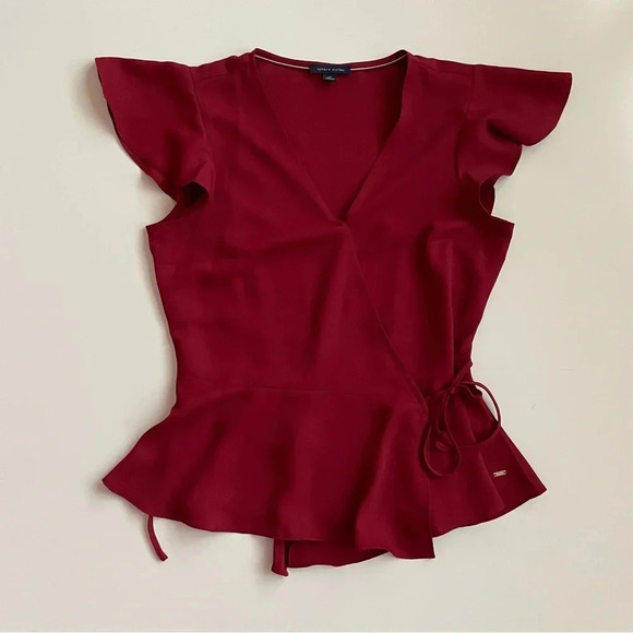 Tommy Hilfiger Red Maroon Burgundy Size S Peplum Wrap Flowy Blouse Top Christmas - Picture 3 of 16